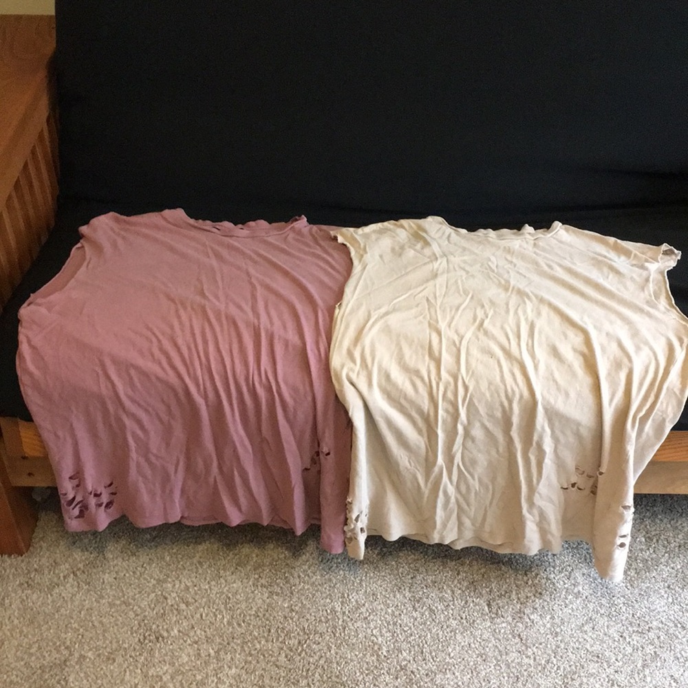 2 pacsun sleeveless shirts size M
